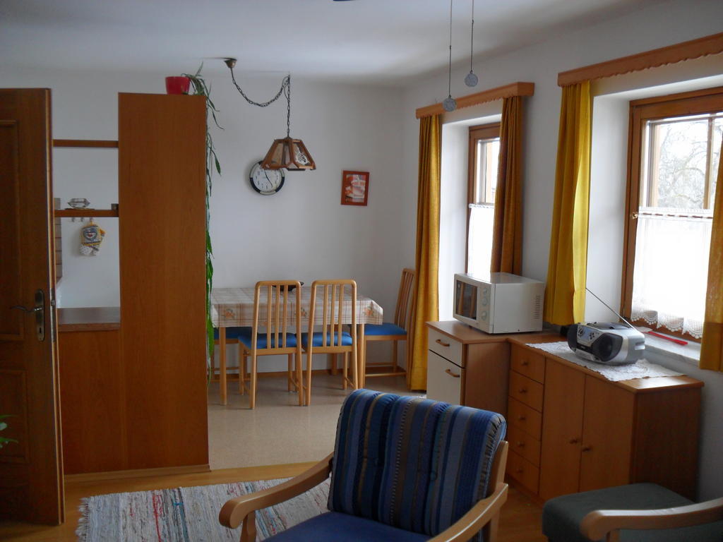 Ferienhaus Warmuth Apartman Sankt Stefan an der Gail Szoba fotó